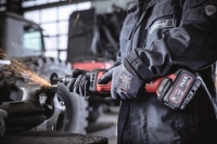 518-867 - DGE 25 18-EC C Meuleuse à droite à batterie