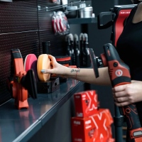 FX008 - Supporto a muro 3D per tamp. di lucidatura Ø80–160