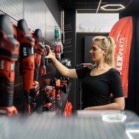 FX005 - 3D-Wandhalterung 18V Batterien